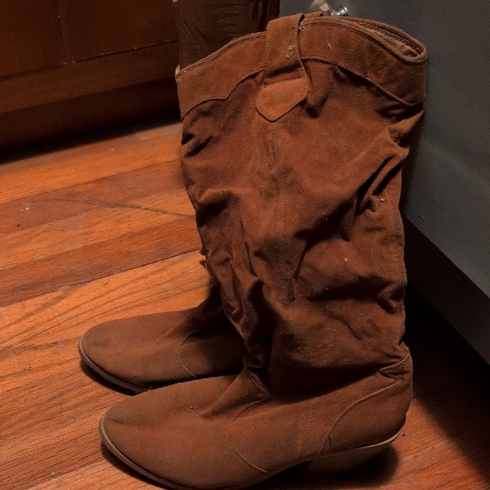 Qupid Brown Heeled Boots